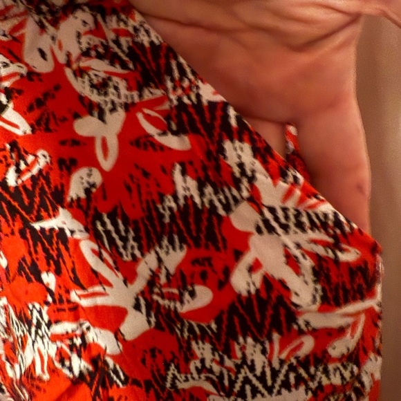 Banana Republic Women's Sz S Spaghetti Strap Red Romper With Pockets - Picture 4 of 6